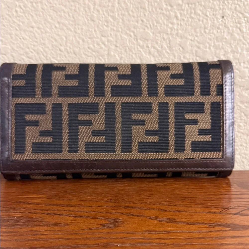 Fendi Zucca Brown and Black Wallet missing zipper pull